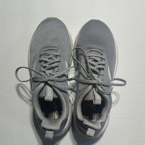 adidas Other - adidas Questar Drive Grey and white mesh Athletic Sneakers ortholite float sz 8